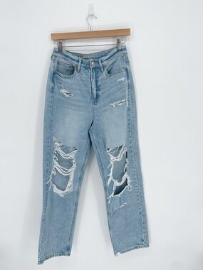 American Eagle Highest Rise 90s Boyfriend Distressed Denim Jeans